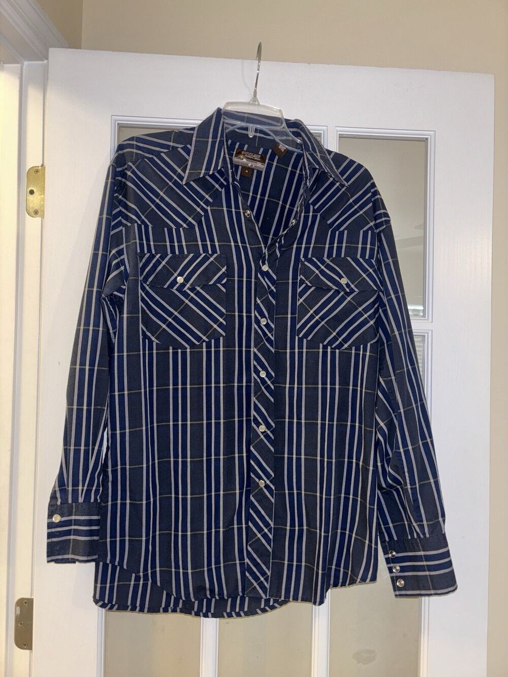 Outlaw western wear men’s blue striped plaid pearl snap shirt long sleeve medium